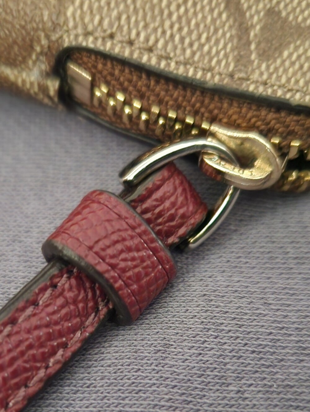 Coach Brown Signature Canvas Card Wallet with Burgundy Leather Pocket - Picture 5 of 6